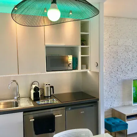 Myhome Riviera - Sea View * 戛纳