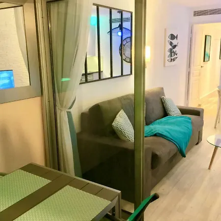 Myhome Riviera - Sea View 公寓 *