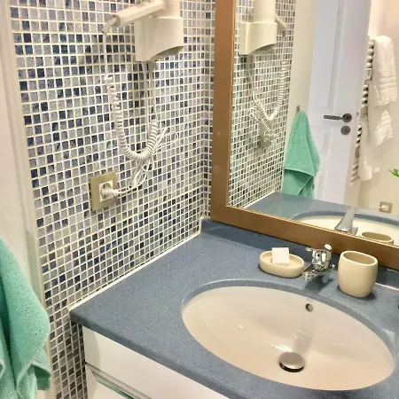 Myhome Riviera - Sea View * 戛纳