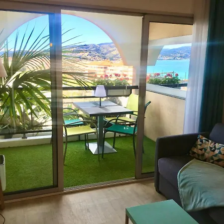 Myhome Riviera - Sea View 公寓