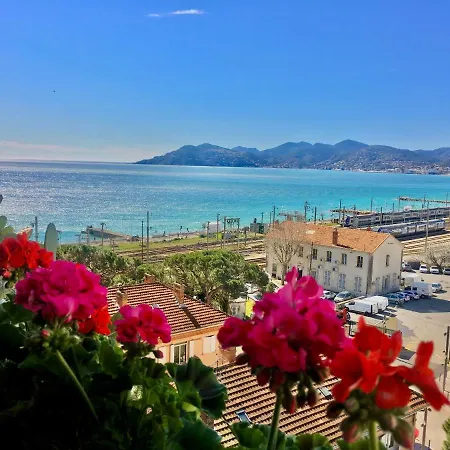Myhome Riviera - Sea View * 戛纳