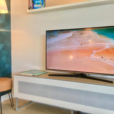 Myhome Riviera - Sea View 公寓